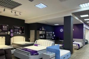 Фирменный магазин «КОРОНА», Павловский тракт, 251Ж. ТЦ «МОСКВА»